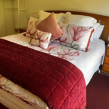 Close, Convenient & Comfortable Cambridge Bagian luar foto