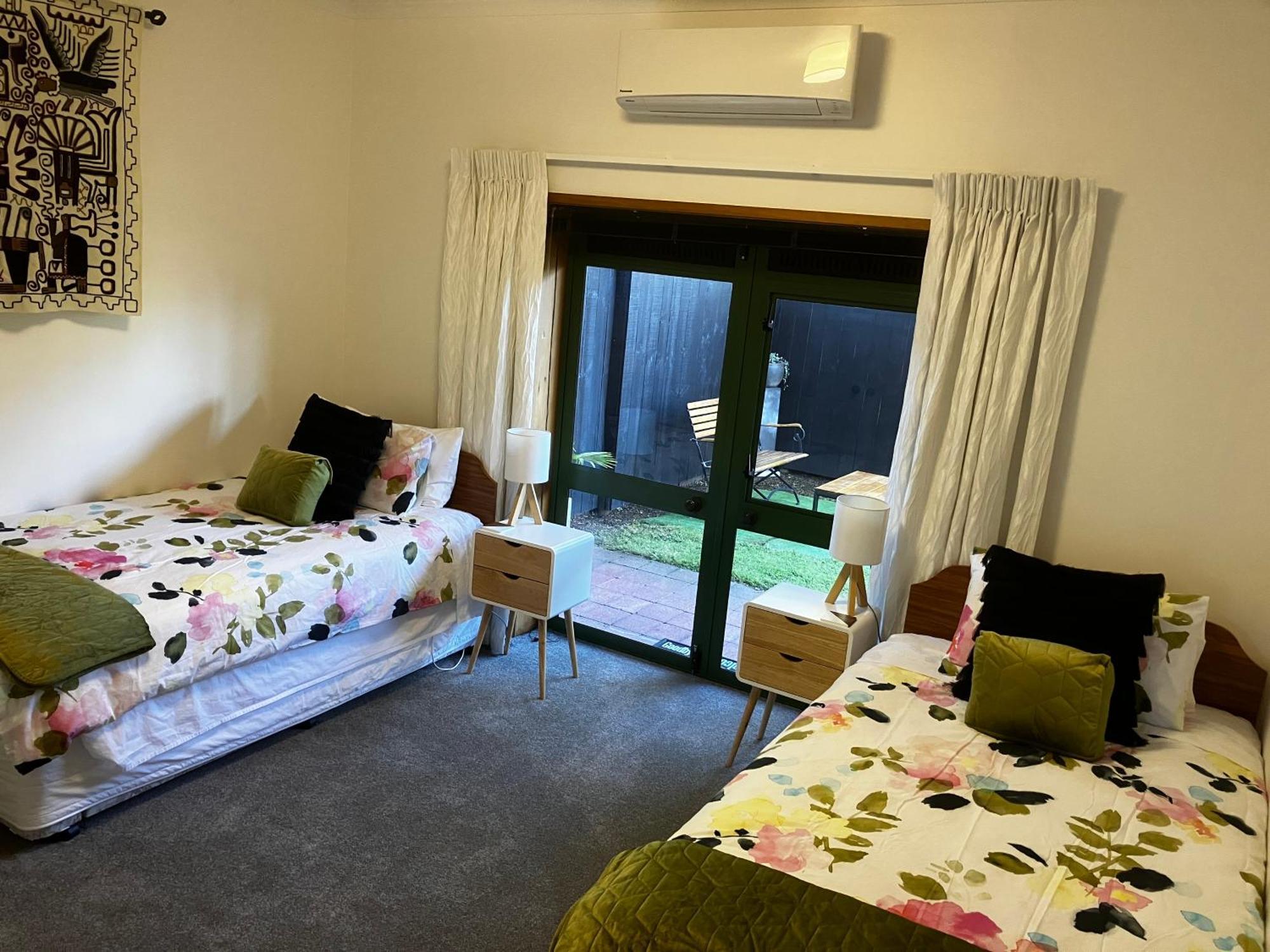 Close, Convenient & Comfortable Cambridge Bagian luar foto